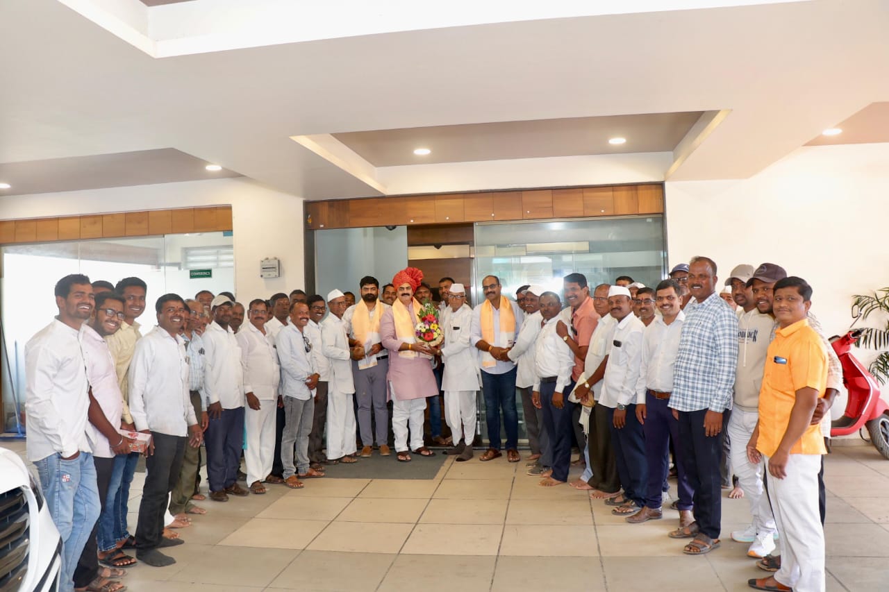 आ. मनोज घोरपडे यांचा नागझरी ग्रामस्थांच्या वतीने सत्कार